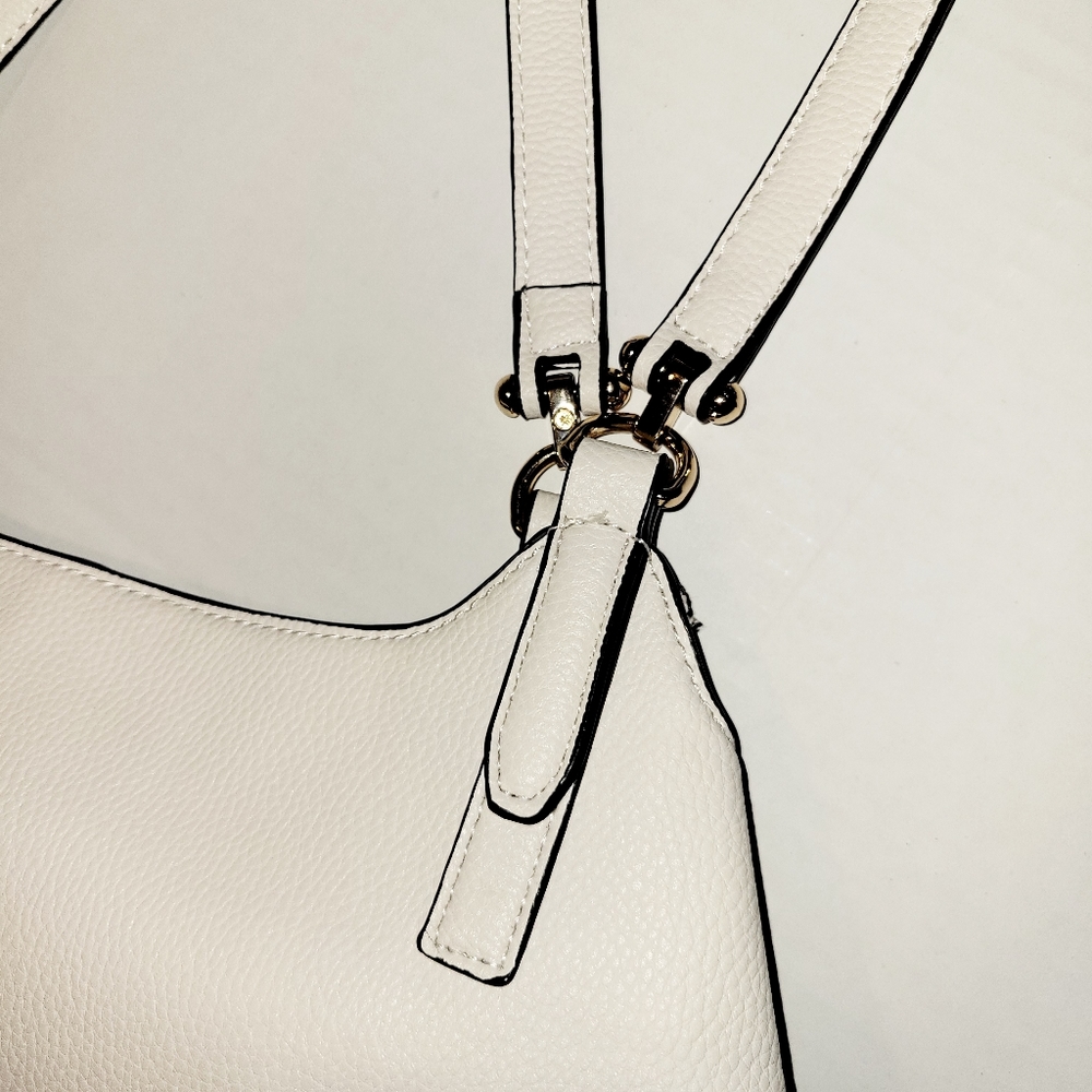 Large White Shoulder Bag - Picture 5 of 14